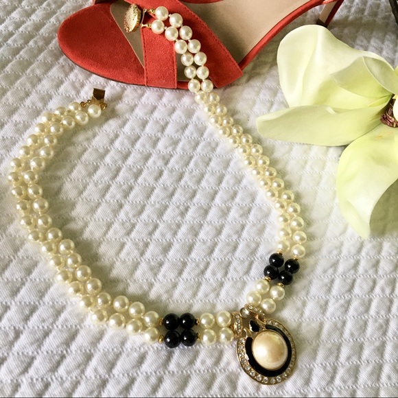 Statement Necklace - Picture 7 of 7